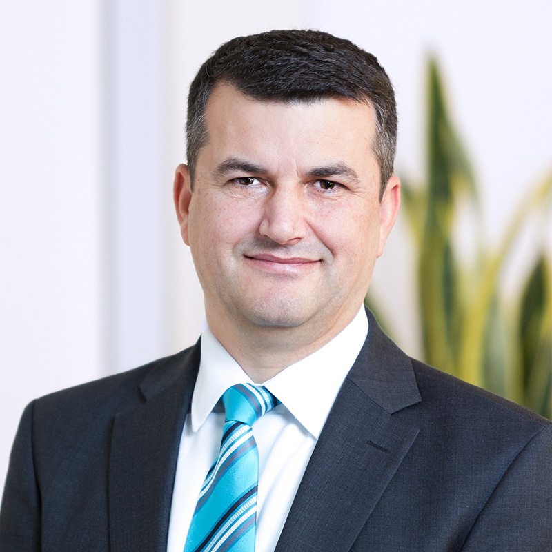 Dr. Argjent Demiri (Bildquelle: compentus/ gmbh) Dr. Argjent Demiri (Bildquelle: compentus/ gmbh)