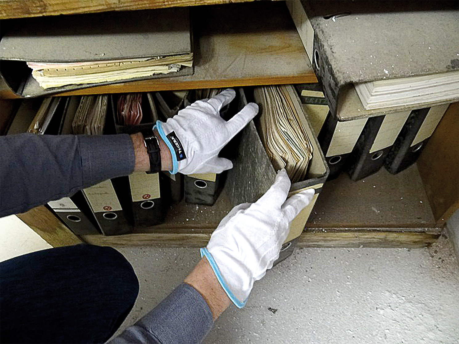 H&C Stader unterstützt beim Aufbau von Archiven, umFirmengeschichte fachgerecht aufzubewahren. ( H&C Stader unterstützt beim Aufbau von Archiven, umFirmengeschichte fachgerecht aufzubewahren. (