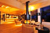 gemütliche Lobby (alpina zillertal)