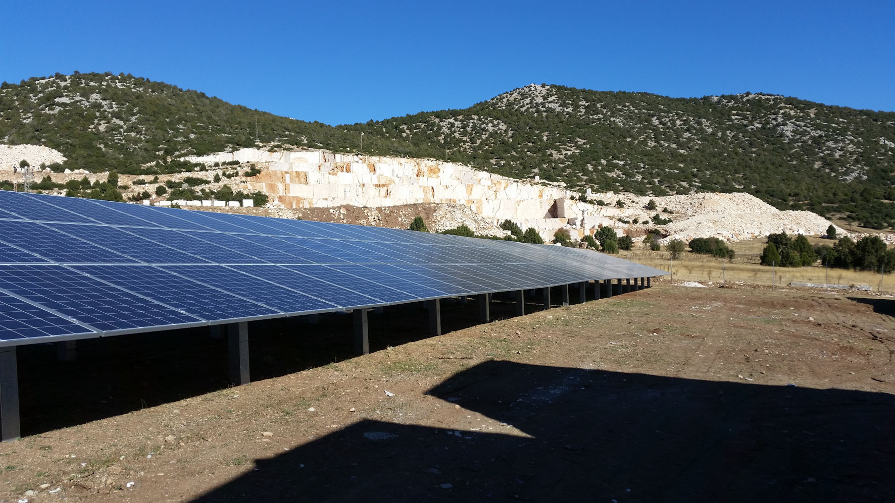 meteocontrol hat das Monitoring der PV-Anlage in Burdur Yarisli in Betrieb genommen. (Bildquelle: me meteocontrol hat das Monitoring der PV-Anlage in Burdur Yarisli in Betrieb genommen. (Bildquelle: me