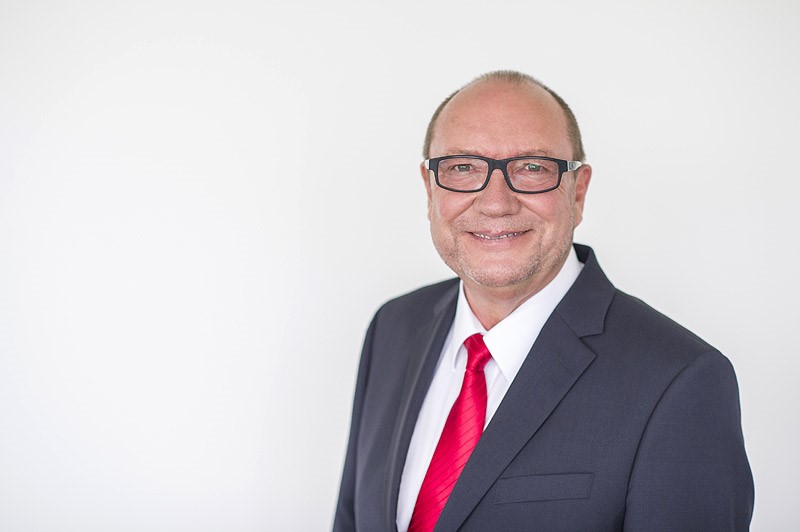 Herr Hans-Dieter Feldmann, Gründer der Deutschen Fortbildungsakademie Heilwesen