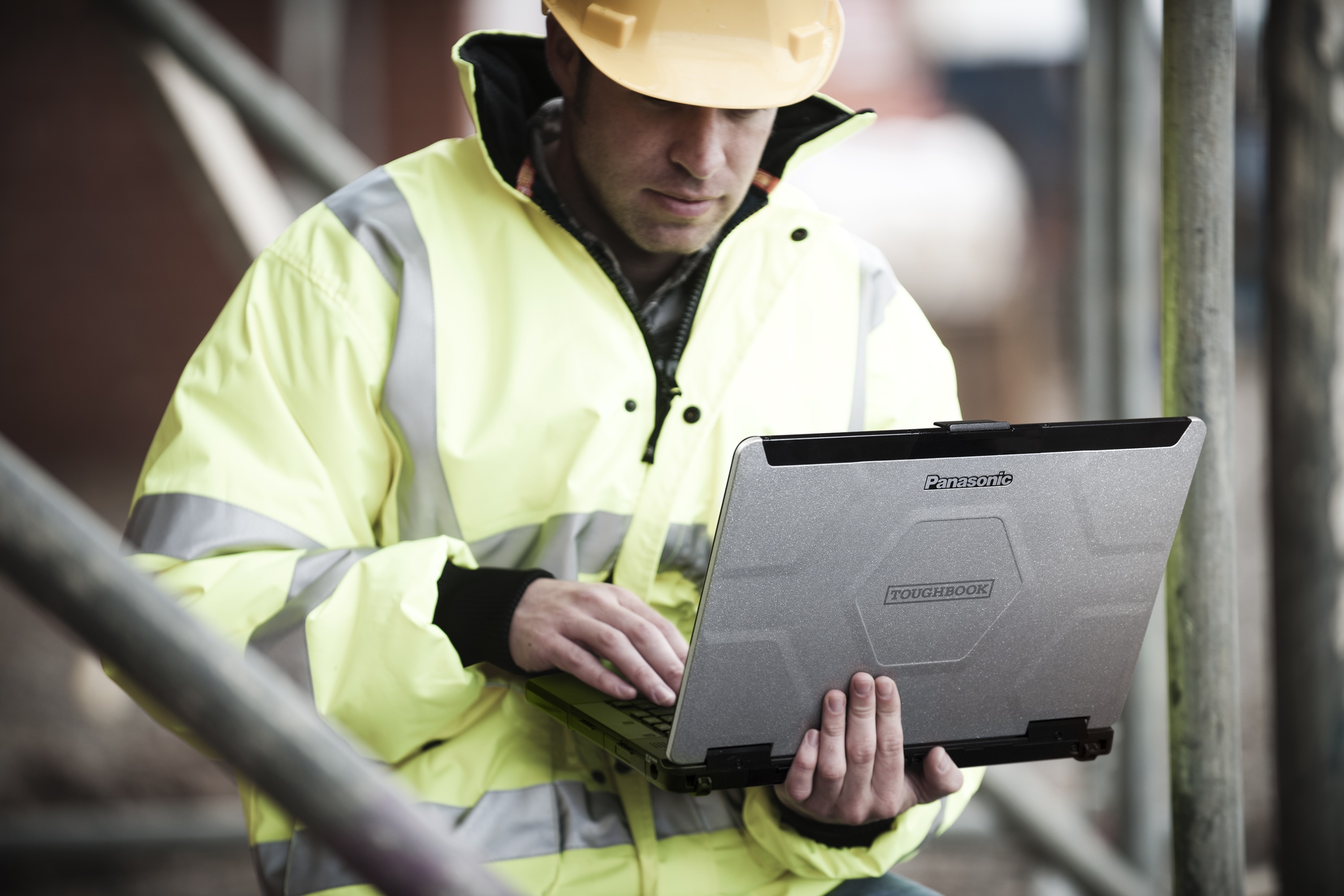 Mehr Leistung für mobile Mitarbeiter: das neueste Panasonic TOUGHBOOK CF-54 mk2 (Bildquelle: Panason