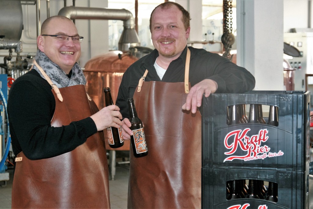 Werner Rohter und Thomas Girg von der Münchner Kraftbräu GmbH