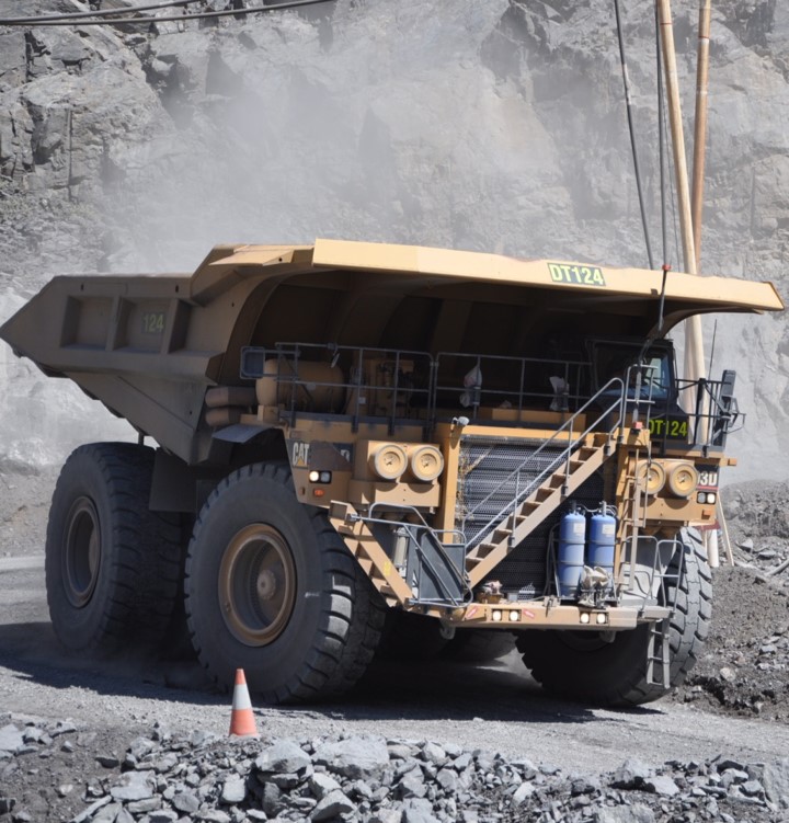 Altona Mining Groß-LKW für Kupferabbau Altona Mining Groß-LKW für Kupferabbau