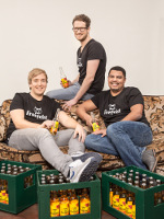 V.l.n.r.: Jan van Ahrens, Gunnar Sieweke, Martin Otesiri Okuesa