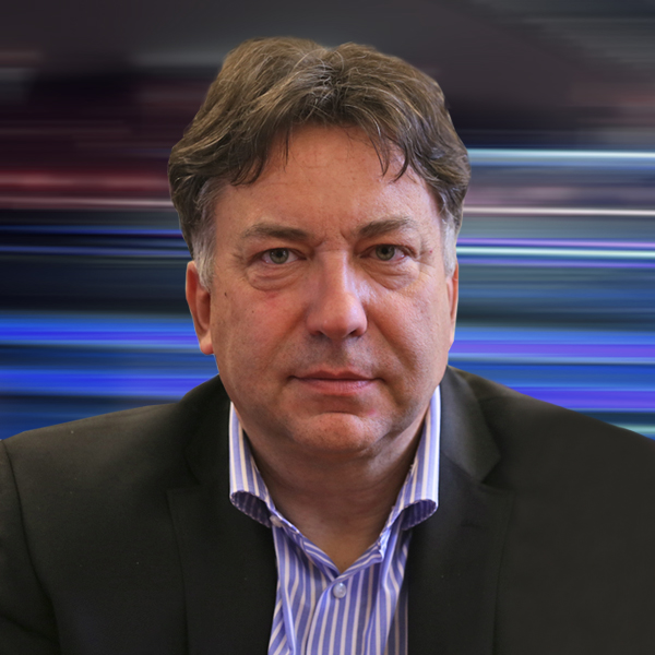Rechtsprofessor Eric Hilgendorf spricht auf dem automotiveIT-Forum 2016. (Bildquelle: Uni Würzburg) Rechtsprofessor Eric Hilgendorf spricht auf dem automotiveIT-Forum 2016. (Bildquelle: Uni Würzburg)