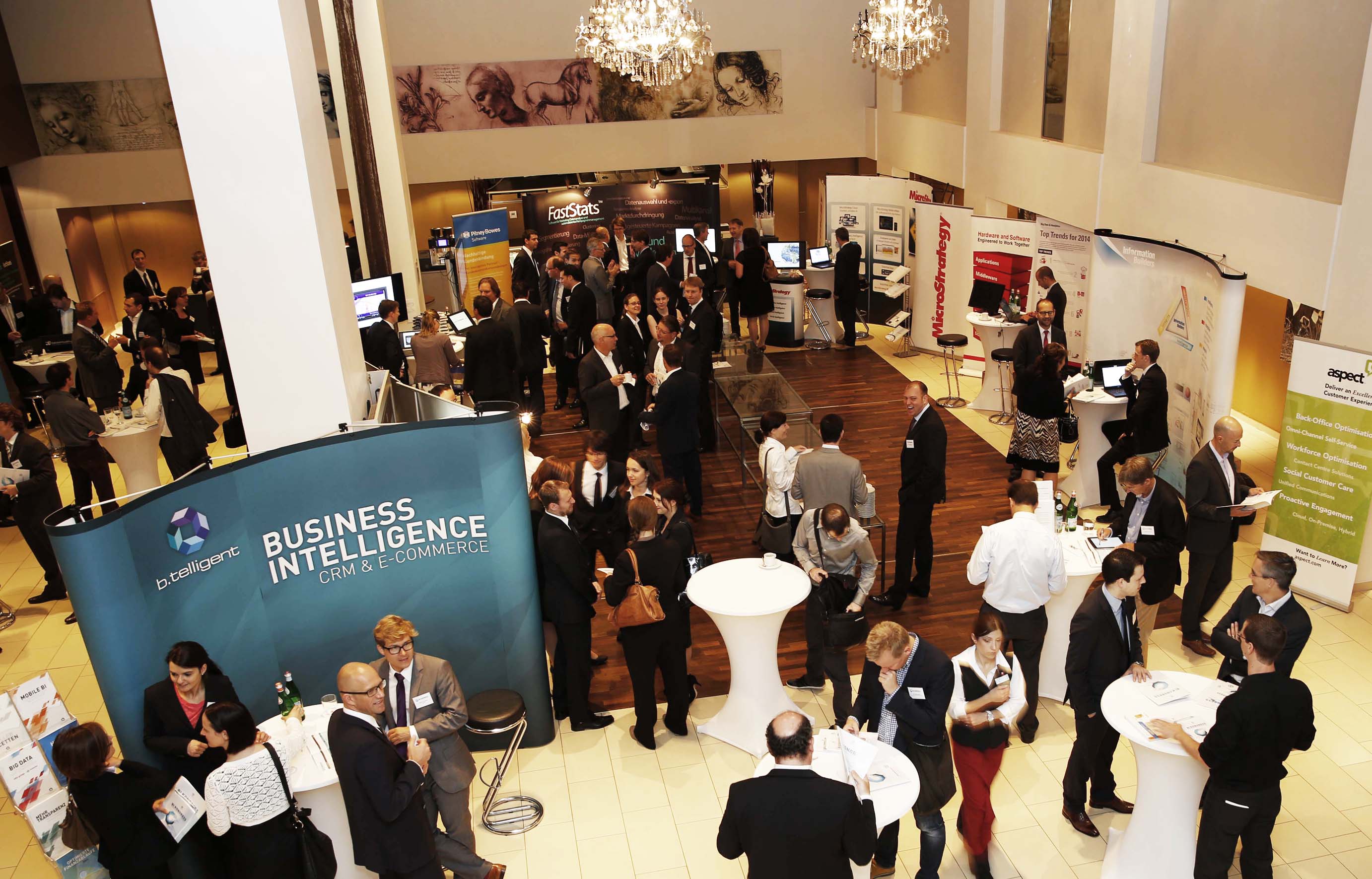 Insgesamt 400 Teilnehmer und Experten aus Marketing, IT und Controlling treffen sich zum BI Kongress Insgesamt 400 Teilnehmer und Experten aus Marketing, IT und Controlling treffen sich zum BI Kongress