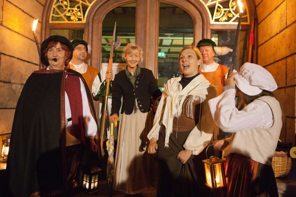 Nachtschwärmerei durch die Feengrottenstadt Saalfeld