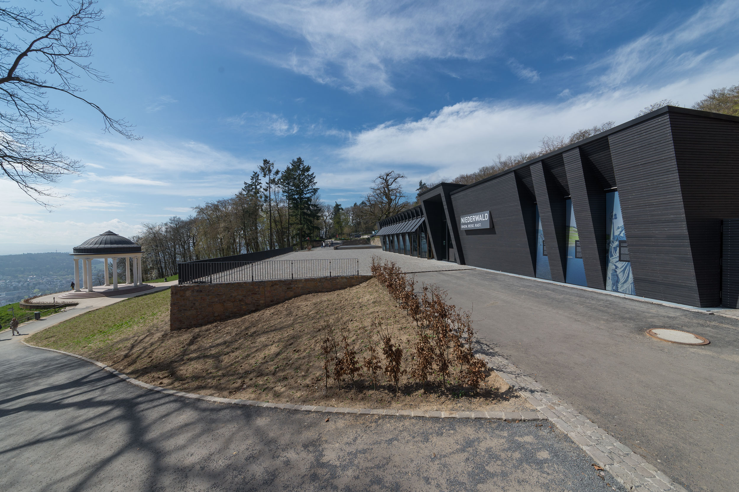 Das neue Besucherzentrum Niederwald in Rüdesheim am Rhein (Bildquelle: Dirk Uebele, Wiesbaden)