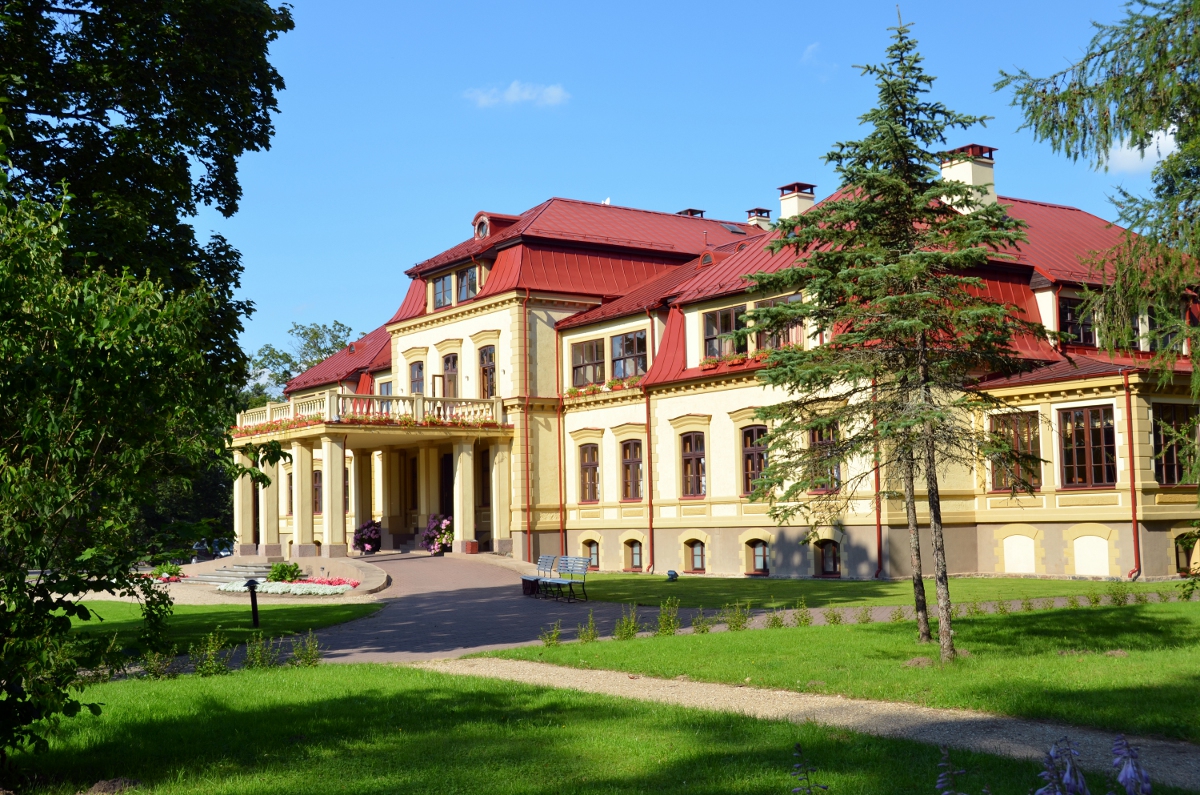 Bei Schnieder Reisen im Programm: Schloßhotel in Dikli (Lettland)