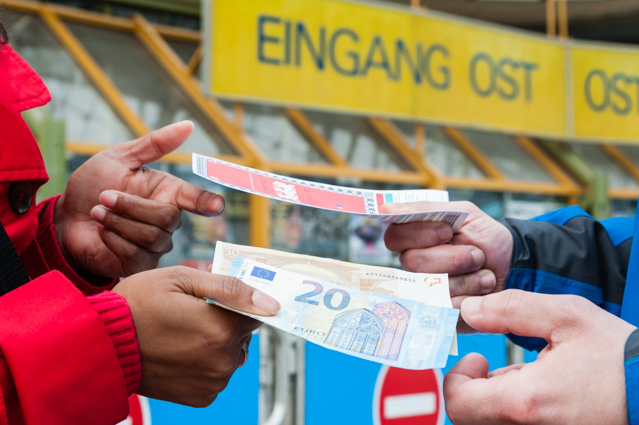 Weiterverkauf von Veranstaltungstickets (Bildquelle: ERGO Group) Weiterverkauf von Veranstaltungstickets (Bildquelle: ERGO Group)