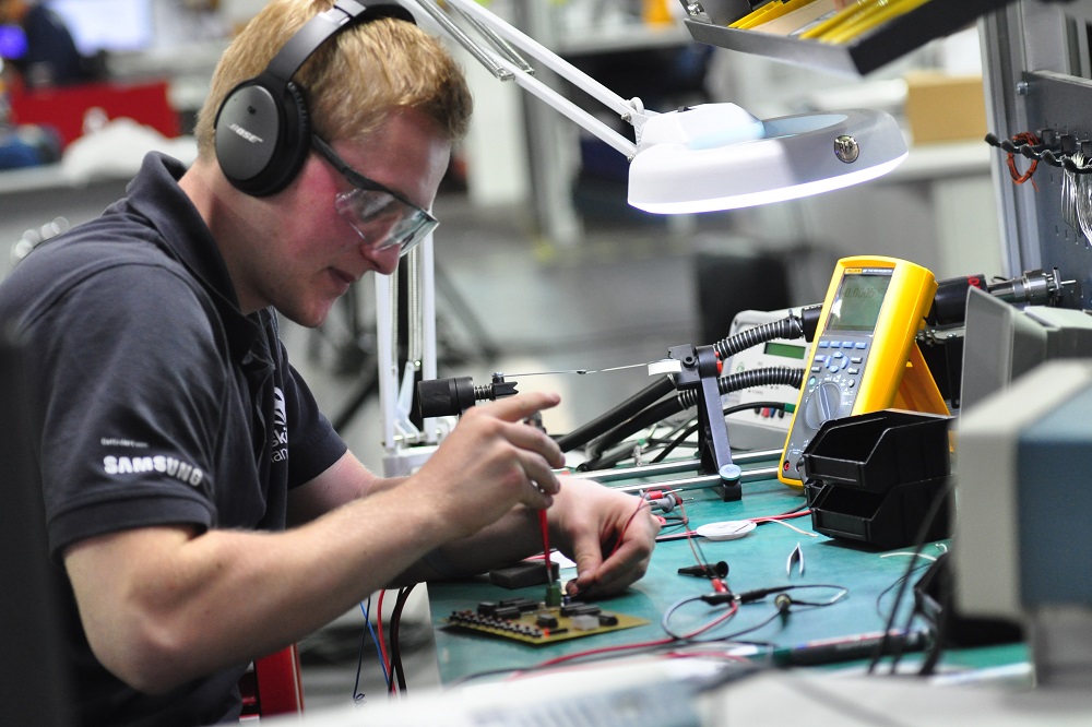 WorldSkills Germany und Samsung Electronics kooperieren bei der Digitalisierung in der Ausbildung (B