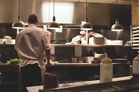 Bildquelle: https://pixabay.com/de/k%C3%BCche-arbeit-restaurant-kochen-731351/ Bildquelle: https://pixabay.com/de/k%C3%BCche-arbeit-restaurant-kochen-731351/
