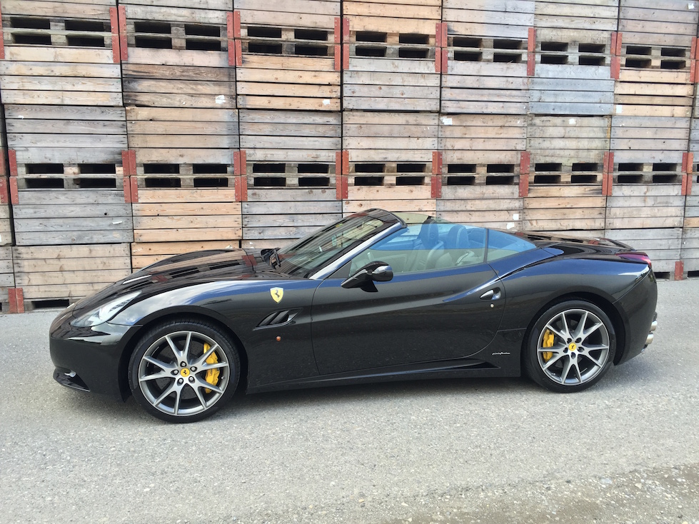 SmartTOP Verdecksteuerung von Mods4cars für Ferrari California