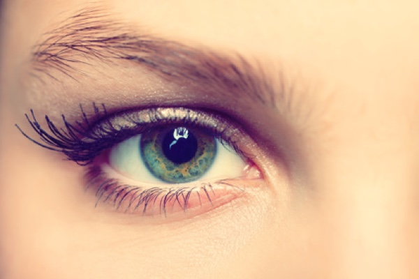 "Augen lasern" ist eine Fachkompetenz des Augenlaserzentrums Neu-Ulm. (Bildquelle:©Ramona 