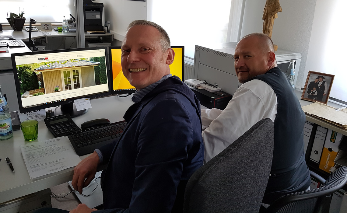 Roland Oettinger und Thomas Issler von 0711-Netz bei der Einweisung Roland Oettinger und Thomas Issler von 0711-Netz bei der Einweisung