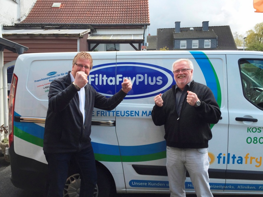 Jos van Aalst (links) und Hans Haber (rechts) freuen sich auf die Zusammenarbeit Jos van Aalst (links) und Hans Haber (rechts) freuen sich auf die Zusammenarbeit