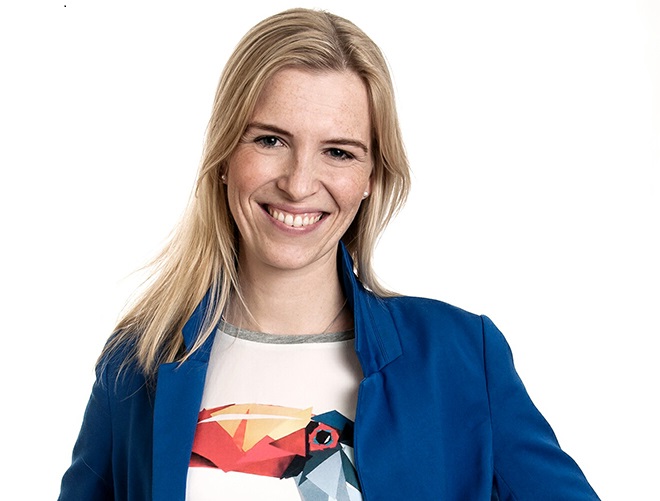 Zusammen mit ihrem Team bietet Agentur-Inhaberin Annika Hofmann Werbetexte, Pressepakete, Lektorat, 