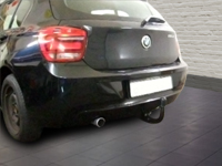 abnehmbare Anhängerkupplung am BMW F20 abnehmbare Anhängerkupplung am BMW F20