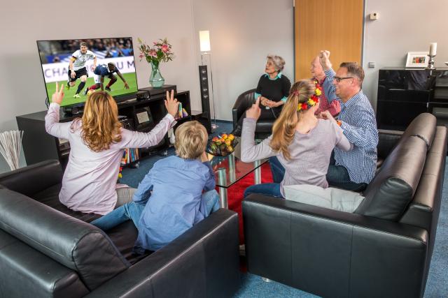 Die erste Stufe von DVB-T2 HD startet pünktlich zur Fußball-EM - Foto von Axel Herzig Die erste Stufe von DVB-T2 HD startet pünktlich zur Fußball-EM - Foto von Axel Herzig