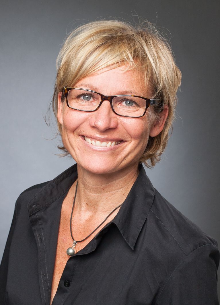 Personalleiterin Christine Schulz stellt jetzt das Team zur Hoteleröffnung im November zusammen (Bil Personalleiterin Christine Schulz stellt jetzt das Team zur Hoteleröffnung im November zusammen (Bil
