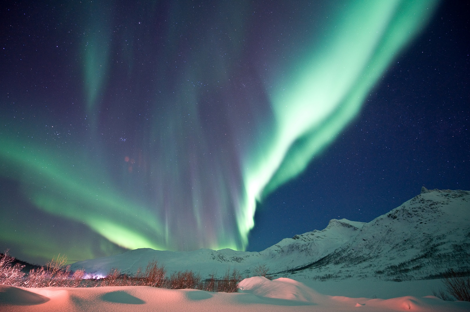 Nordlichter auf der Insel Kvaløya nahe Tromsø (c) Gaute Bruvik - visitnorway.com Nordlichter auf der Insel Kvaløya nahe Tromsø (c) Gaute Bruvik - visitnorway.com