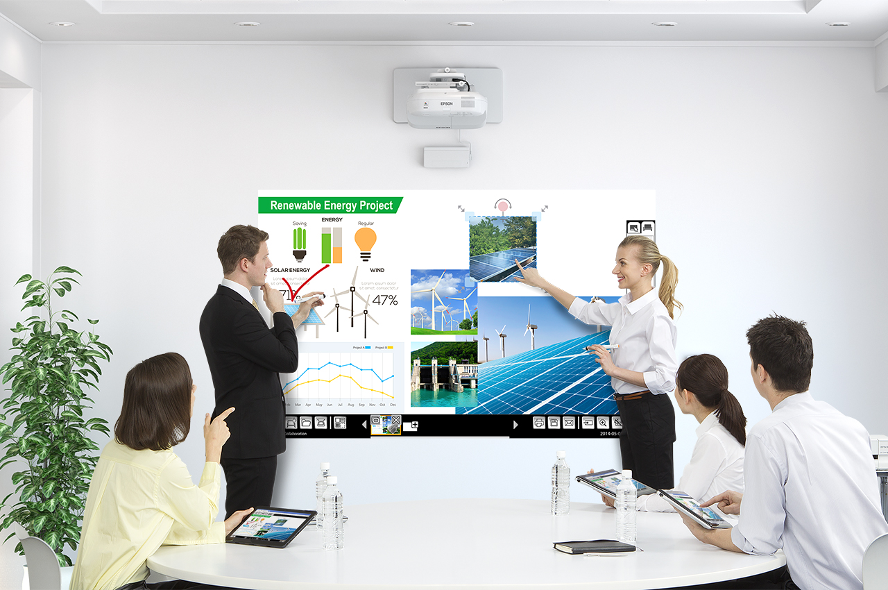 Mit interaktiven, digitalen Whiteboards wie den Lösungen von TASTEONE Medientechnik werden Präsentat Mit interaktiven, digitalen Whiteboards wie den Lösungen von TASTEONE Medientechnik werden Präsentat