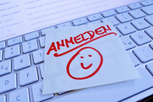 Katarakt wird nicht mehr als Krankheit bezeichnet. (Bildquelle:©Gina Sanders - Fotolia) Katarakt wird nicht mehr als Krankheit bezeichnet. (Bildquelle:©Gina Sanders - Fotolia)
