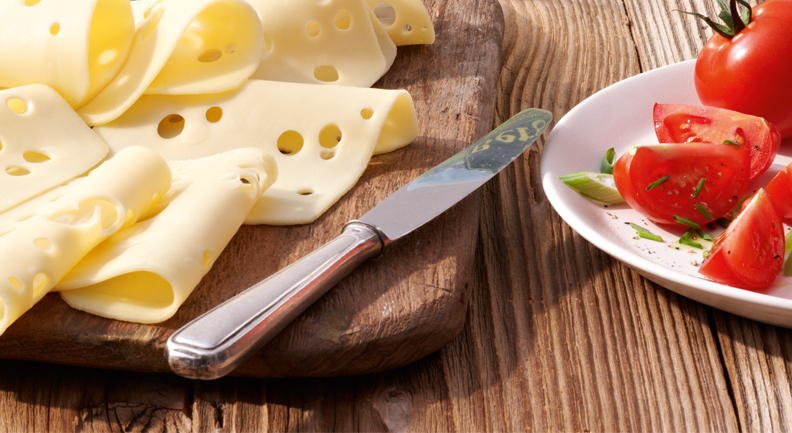 Schnittkäse wie der Bergader Bergbauern dürfen als laktosefrei gelten. (Bildquelle: Bergader Privatk Schnittkäse wie der Bergader Bergbauern dürfen als laktosefrei gelten. (Bildquelle: Bergader Privatk