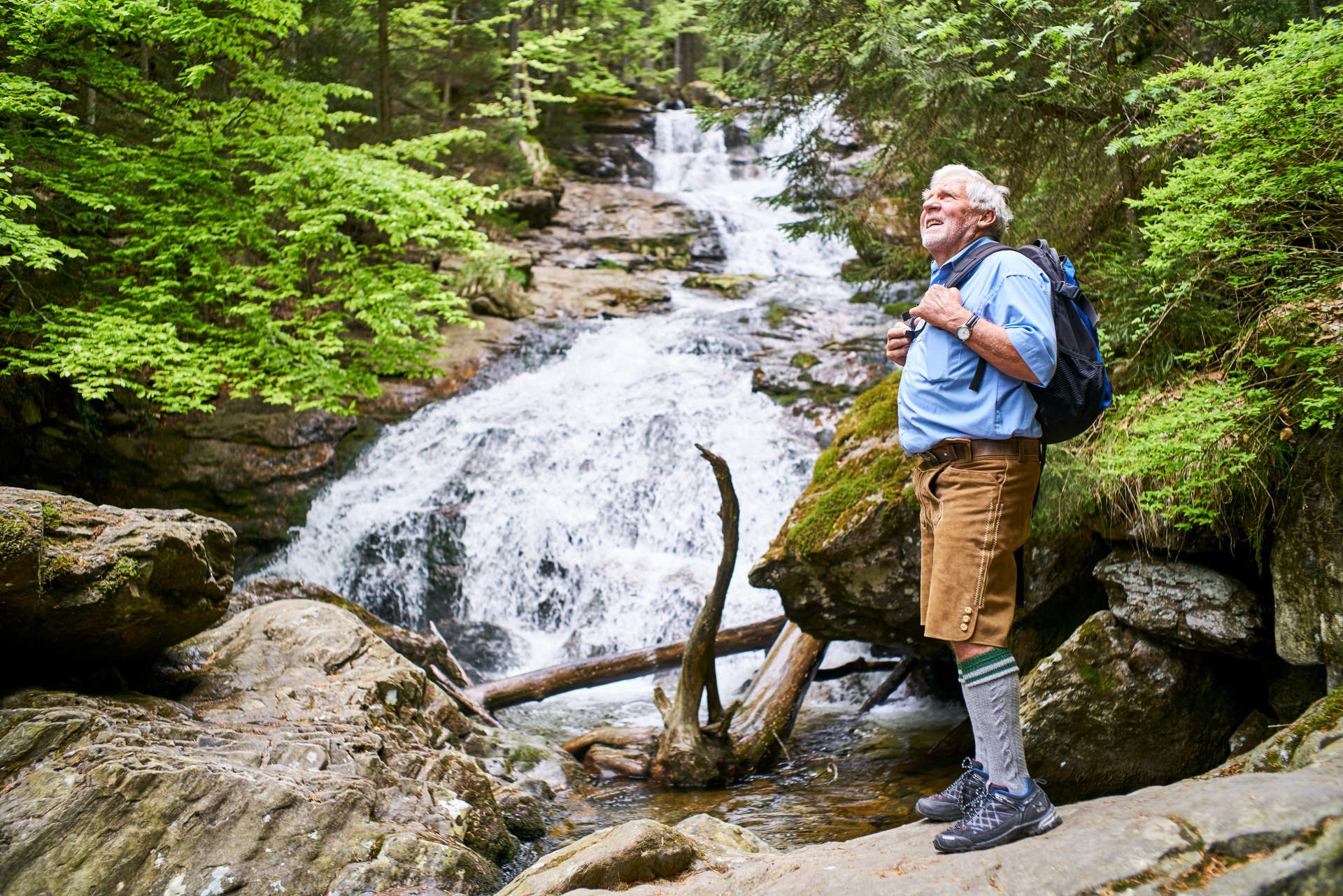 Georg Kirner am oberen Lauf der Rißlochfälle Georg Kirner am oberen Lauf der Rißlochfälle