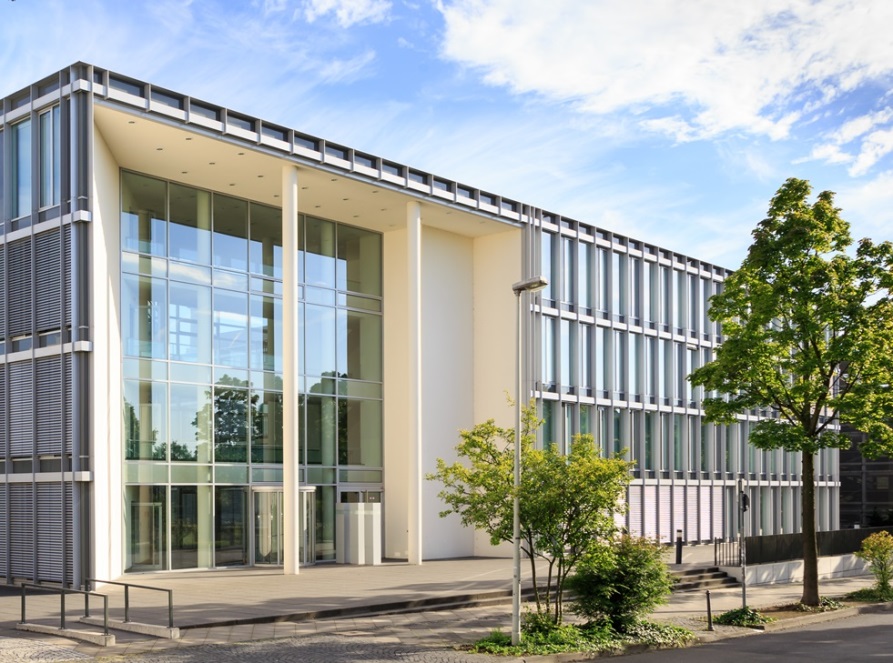 Das artquadrat - Sitz des Business Centers DER TÜNKER - liegt direkt neben der Bndeskunsthalle. Das artquadrat - Sitz des Business Centers DER TÜNKER - liegt direkt neben der Bndeskunsthalle.