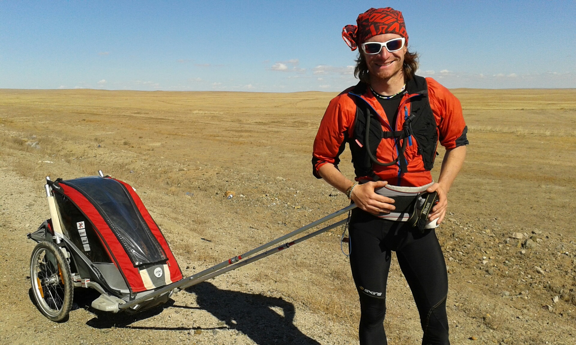 Extremsportler Norman Bücher in der Wüste Gobi