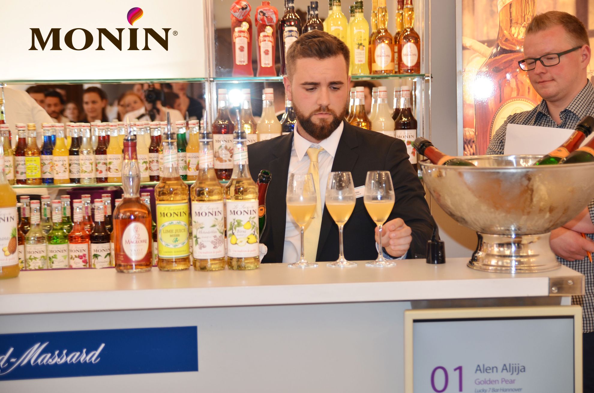 Alen Aljija mixt den Sieger-Cocktail?Golden Pear? Alen Aljija mixt den Sieger-Cocktail?Golden Pear?