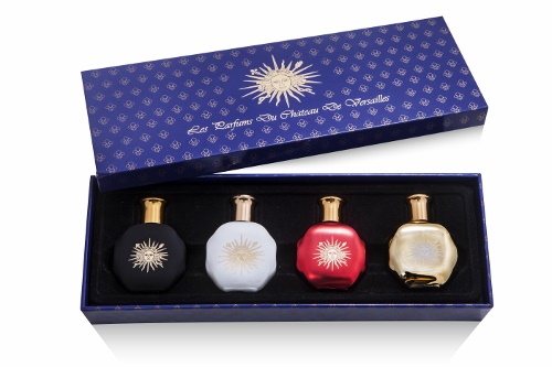 Vier kostbare Düfte zum Probieren: Parfums du Château de Versailles en miniature. Foto: dambiro Vier kostbare Düfte zum Probieren: Parfums du Château de Versailles en miniature. Foto: dambiro