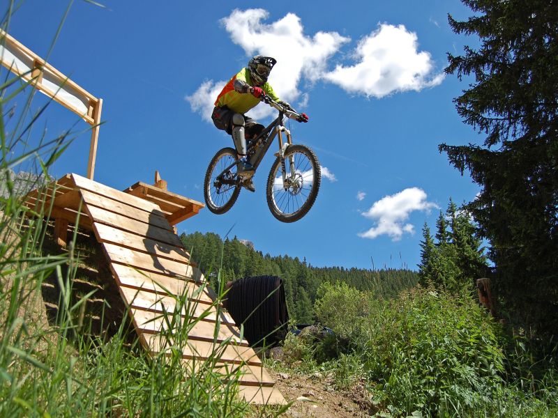 Im nagelneuen Bikepark laden Pumptrack, Jumpline und vieles mehr zumÜben ein. (Bildquelle: T&B F