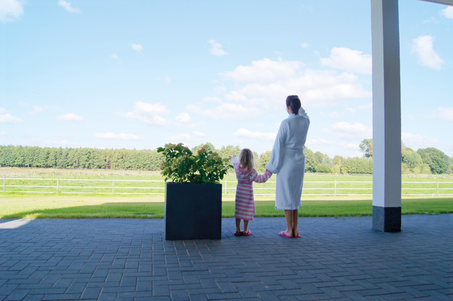 Die Balance finden im Familotel Gut Landegge (Bildquelle: Familotel Gut Landegge) Die Balance finden im Familotel Gut Landegge (Bildquelle: Familotel Gut Landegge)