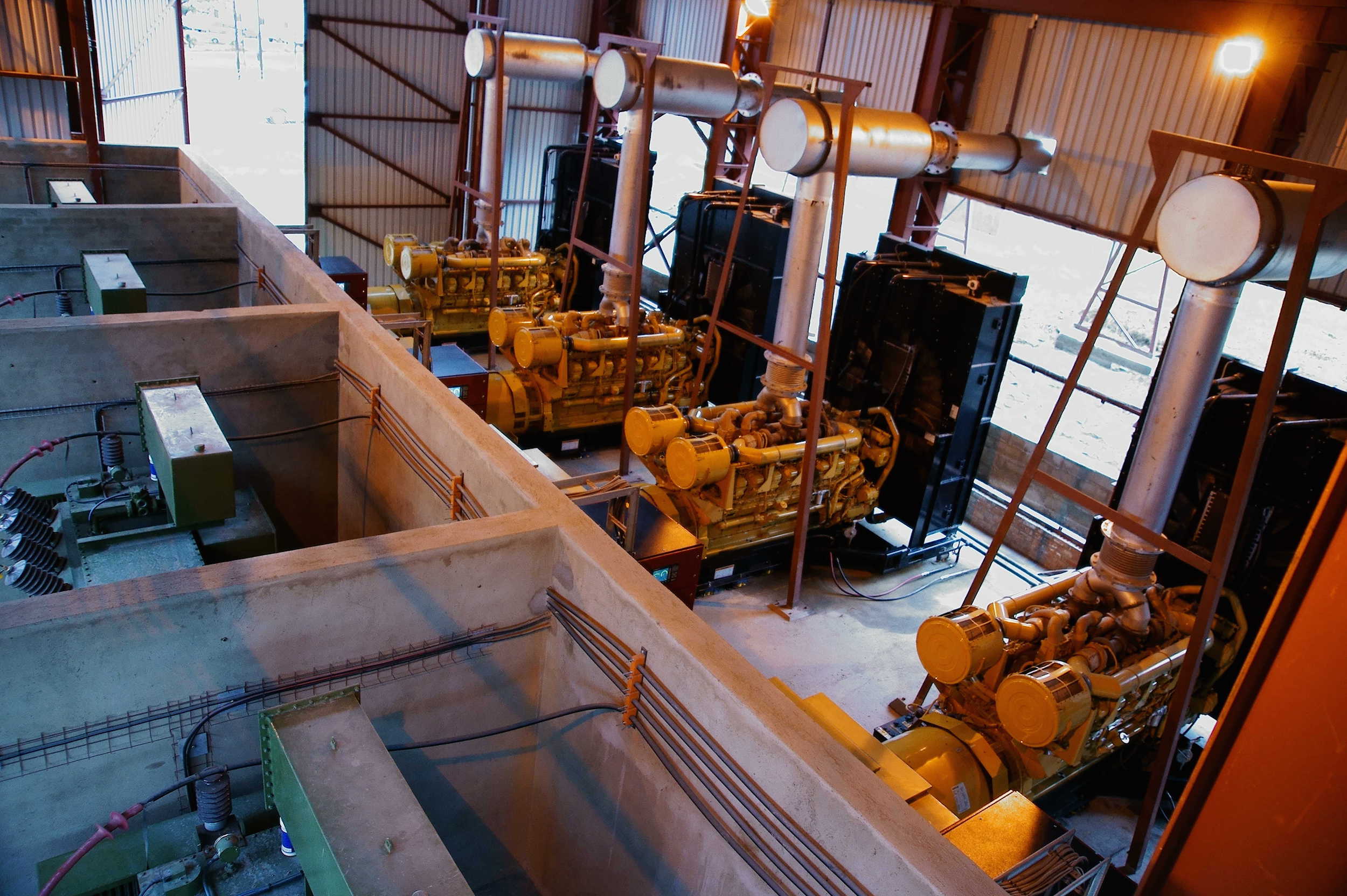 Generatoren für Goldproduktion - Caledonia Mining Generatoren für Goldproduktion - Caledonia Mining