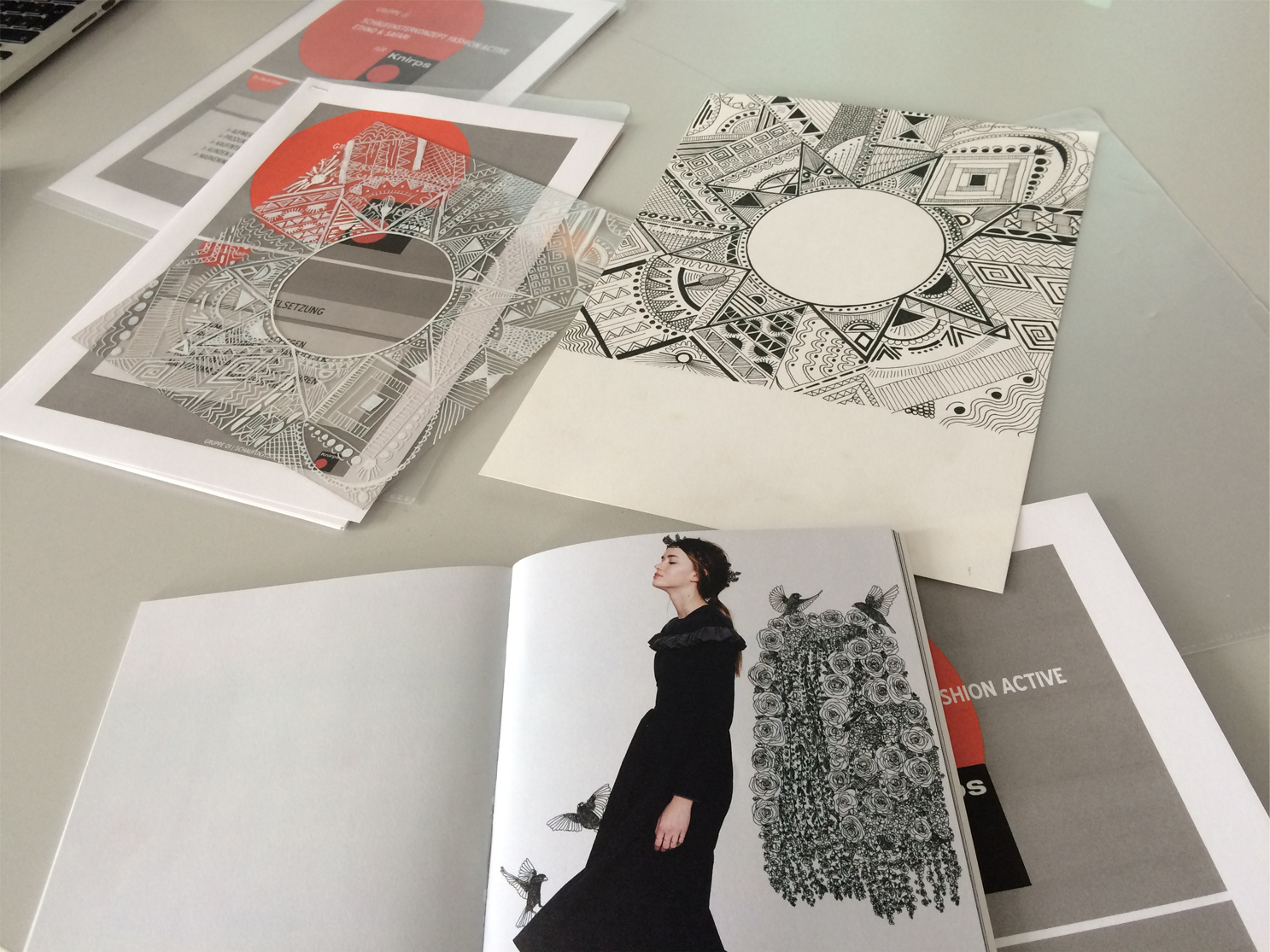 Gruppenarbeit (Bildquelle: Marcus Mattes; Akademie Mode& Design)