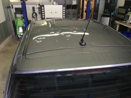 So sieht ein Auto nach einem Hagelschaden aus. Foto: HUK-COBURG So sieht ein Auto nach einem Hagelschaden aus. Foto: HUK-COBURG