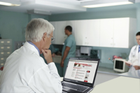 Mit Mobile Clinical Computing sind Patienteninformationen im Krankenhaus schneller abrufbar Mit Mobile Clinical Computing sind Patienteninformationen im Krankenhaus schneller abrufbar