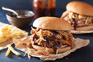Pulled Pork Burger (Foto:Shutterstock) Pulled Pork Burger (Foto:Shutterstock)