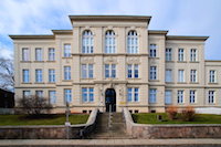 Das Julius-Motteler-Gymnasium in Crimmitschau (Bild: Frank Krüger - imagesache.de) Das Julius-Motteler-Gymnasium in Crimmitschau (Bild: Frank Krüger - imagesache.de)