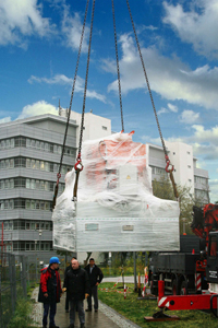 Das Herzstück des neuen Biogas-Blockheizkraftwerkes - der 12-Zylinder-Gasmotor