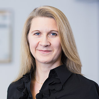 Inke Neundorf ist seit 6. Juli 2016 Betriebsvorstand der .bieker AG Inke Neundorf ist seit 6. Juli 2016 Betriebsvorstand der .bieker AG
