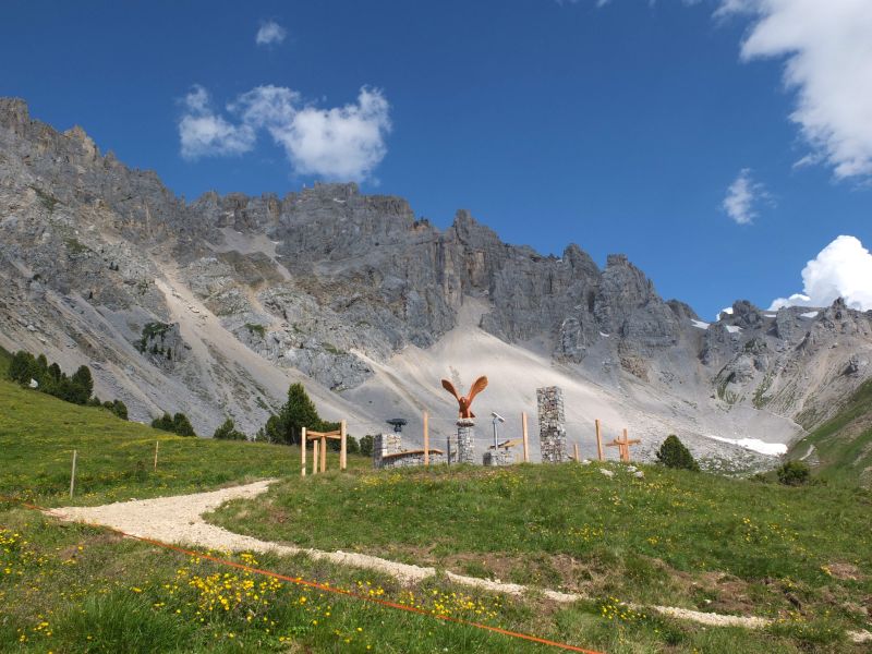 Acht Themenwege im Eggentaler?Latemarium?erschließen die Dolomiten für alle. (Bildquelle: Eggental T Acht Themenwege im Eggentaler?Latemarium?erschließen die Dolomiten für alle. (Bildquelle: Eggental T