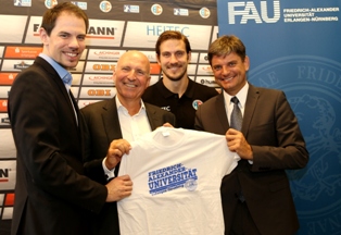 (Foto: hl-studios v.l.): René Selke, Alexander Fackelmann, Michael Haaß, Prof. Joachim Hornegger (Foto: hl-studios v.l.): René Selke, Alexander Fackelmann, Michael Haaß, Prof. Joachim Hornegger