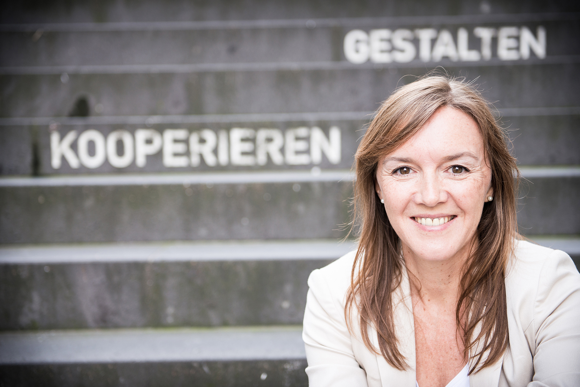 Hard- oder Zartselling im B2B-Vertrieb? Franziska Brandt-Biesler, Expertin für Smart Selling, sagt: Hard- oder Zartselling im B2B-Vertrieb? Franziska Brandt-Biesler, Expertin für Smart Selling, sagt: