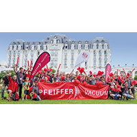 Pfeiffer Vacuum Mitarbeiterinnen und Mitarbeiter erfolgreich bei Corporate Games in Annecy Pfeiffer Vacuum Mitarbeiterinnen und Mitarbeiter erfolgreich bei Corporate Games in Annecy