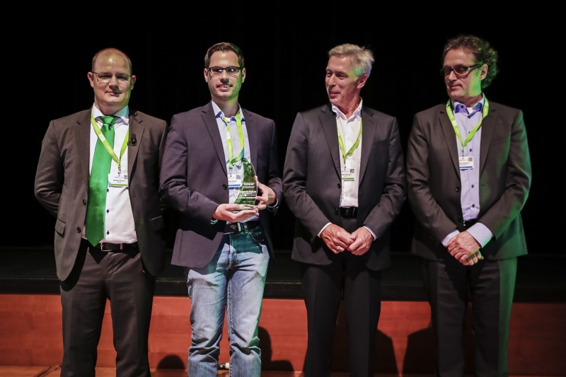 Controlware erhielt den Veeam Award?Fastest Growth of the Year 2015". Controlware erhielt den Veeam Award?Fastest Growth of the Year 2015".