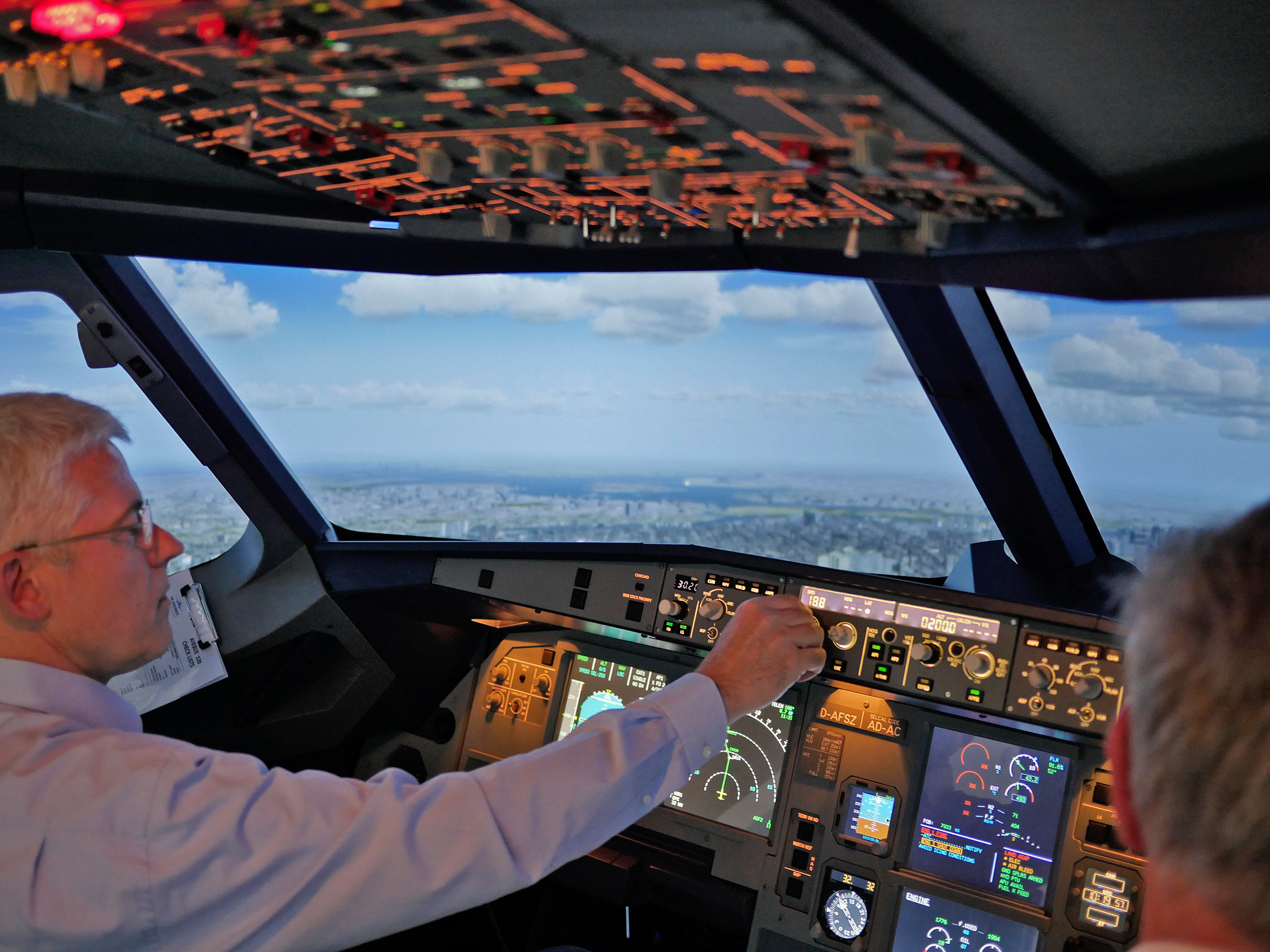 Testen Sie den Transfer des Crew-Resource-Management für Ihre Arbeitswelt Testen Sie den Transfer des Crew-Resource-Management für Ihre Arbeitswelt